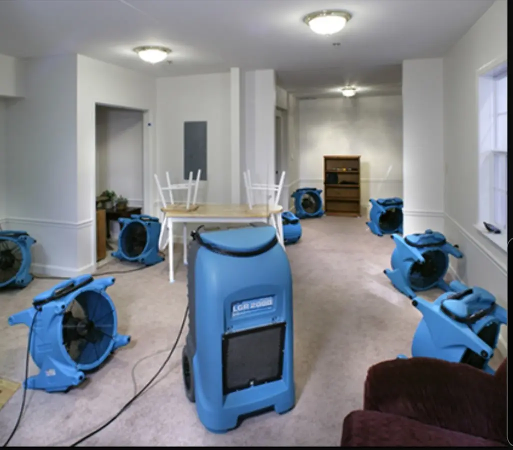 Air movers and dehumidifier setup for Water Extraction & Removal in Natchez